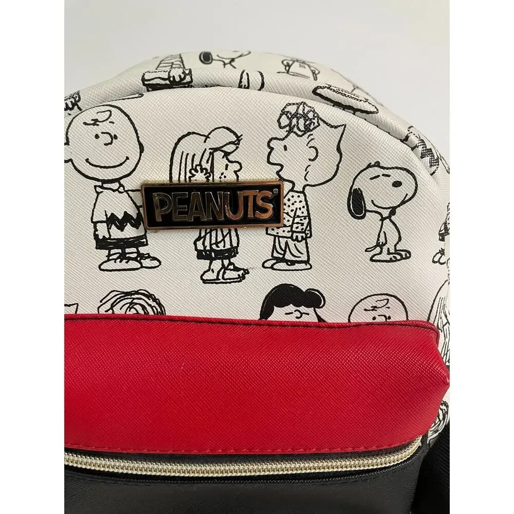 Peanuts Snoopy Bioworld Mini Backpack White Black All Over Print Red Pocket